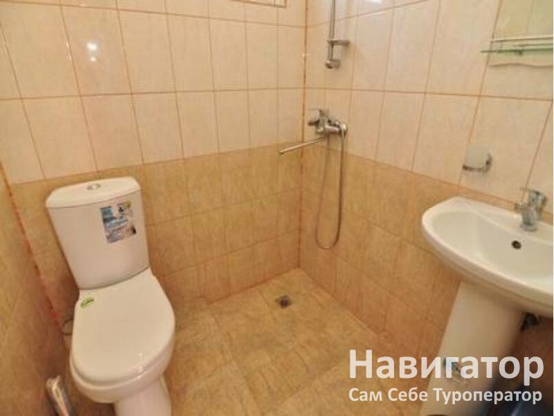 У АРТУРА гостевой дом в Гагра
