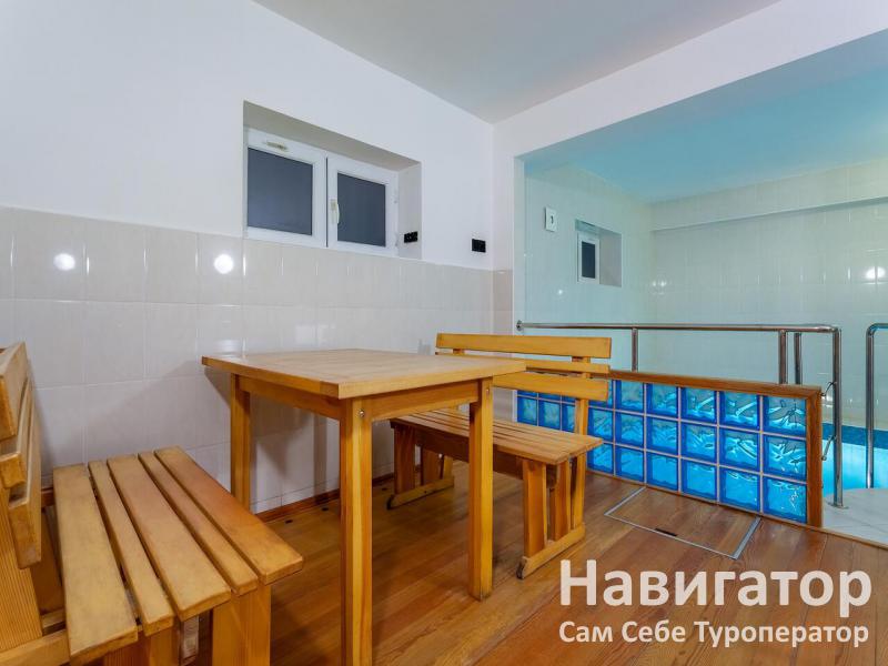 НАИРИ - отель*** в Центр