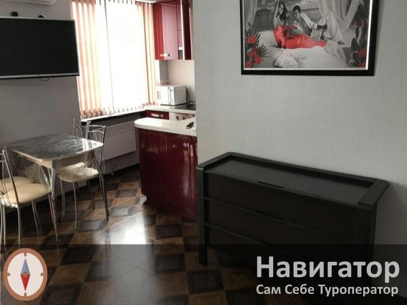 У БЕСЛАНА - квартира-студия в Сухум