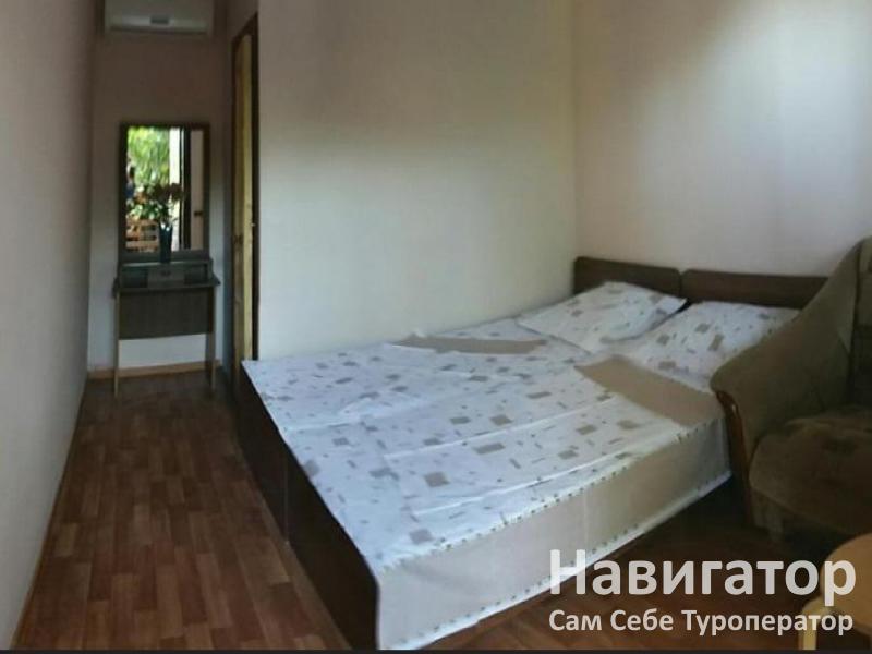 АСТАНДА - гостевой дом в Гагра