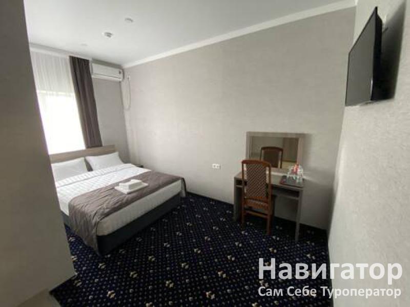 Старый замок - отель *** в Славянский район