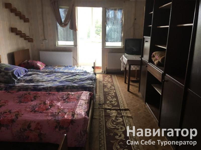 На МОЛОДЕЖНОЙ - гостевой дом в Хутор Кубанский