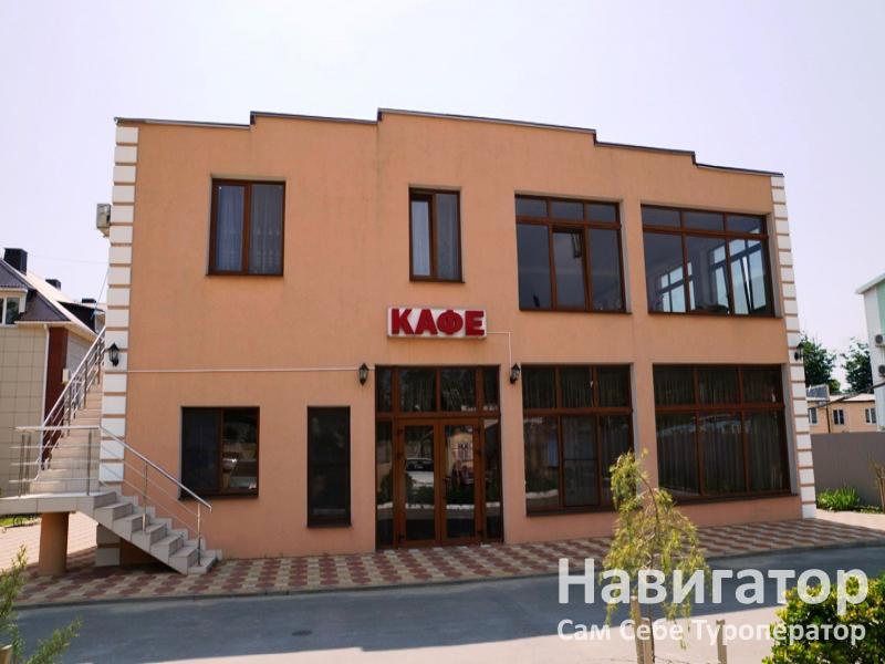 ЛАЗУРИТ- база отдыха в Агой