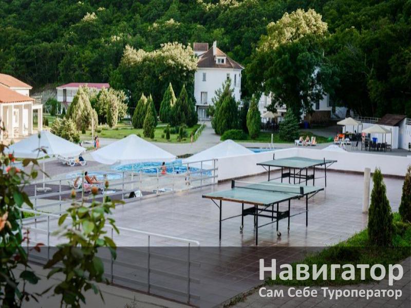 КРУГЛОЕ ОЗЕРО - база отдыха в Абрау-Дюрсо КРУГЛОЕ ОЗЕРО - база отдыха в Абрау-Дюрсо