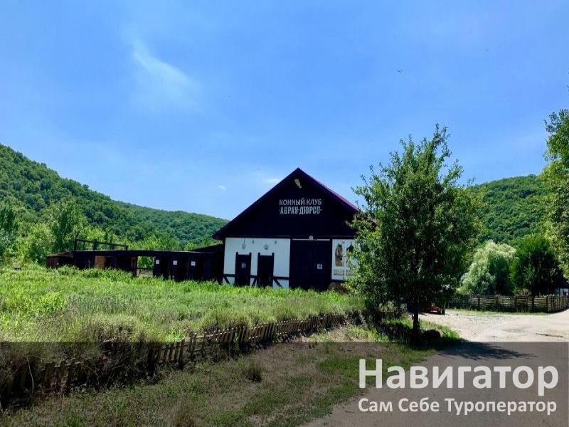 КРУГЛОЕ ОЗЕРО - база отдыха в Абрау-Дюрсо КРУГЛОЕ ОЗЕРО - база отдыха в Абрау-Дюрсо