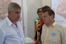 Редактор журнала "Навигатор" беседует с главой Крымского района Крутько В.В.